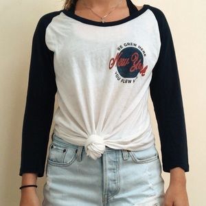 WORN ONCE!🗽Brandy Melville Tee